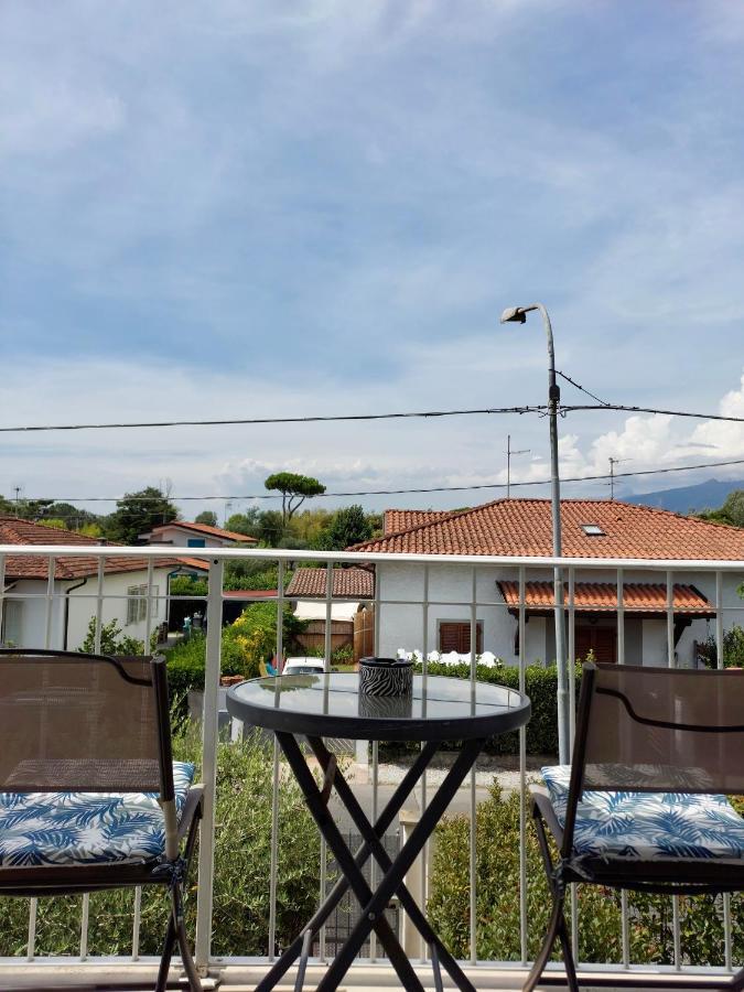 La Brise Otel Marina di Pietrasanta Dış mekan fotoğraf