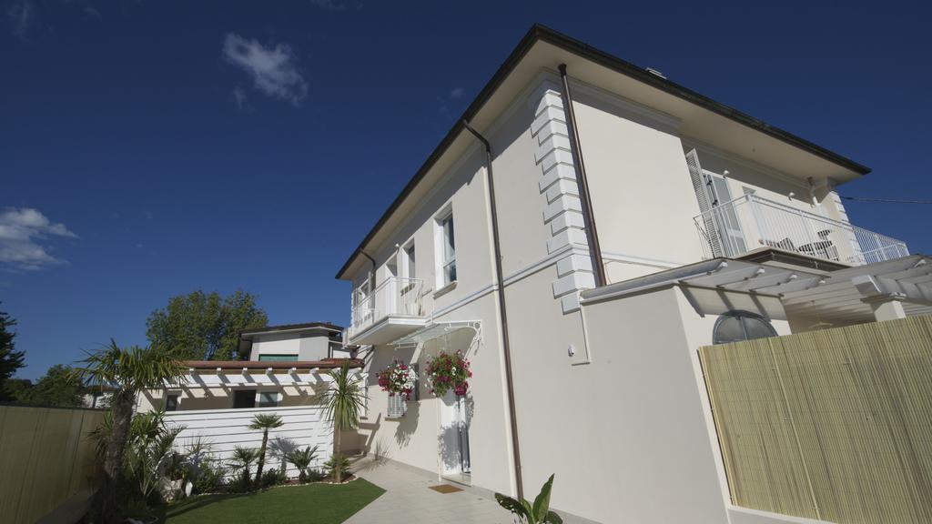La Brise Otel Marina di Pietrasanta Dış mekan fotoğraf